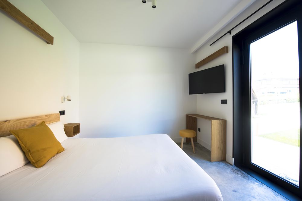 Chambre privée - Surf camp éco-responsable près de Bilbao Chambre privée - Surf camp éco-responsable près de Bilbao