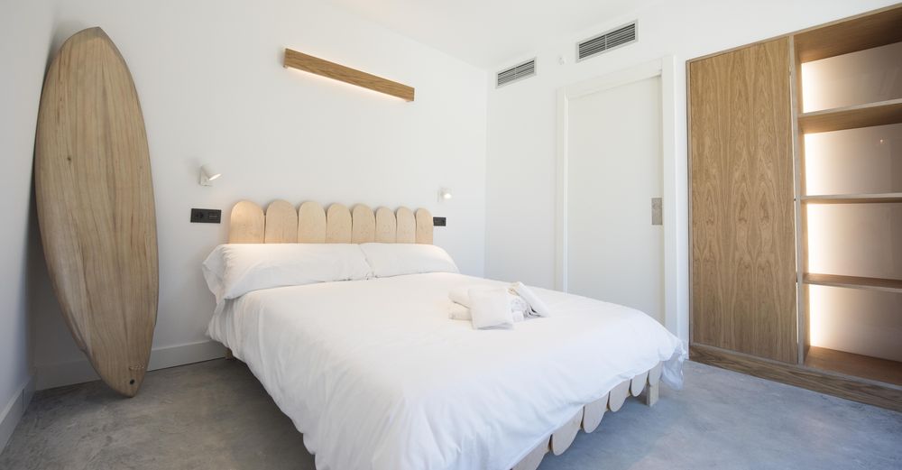 Chambre privée - Surf camp éco-responsable près de Bilbao Chambre privée - Surf camp éco-responsable près de Bilbao