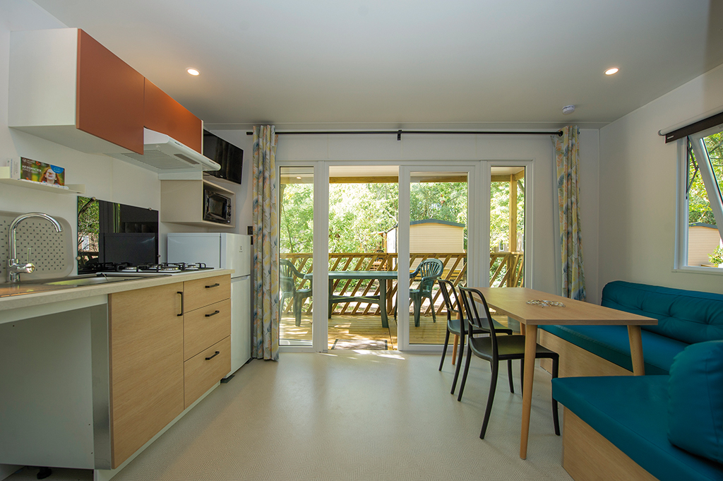 Mobil-home 4 personnes - Hébergement familial face au spot, Seignosse Mobil-home 4 personnes - Hébergement familial face au spot, Seignosse