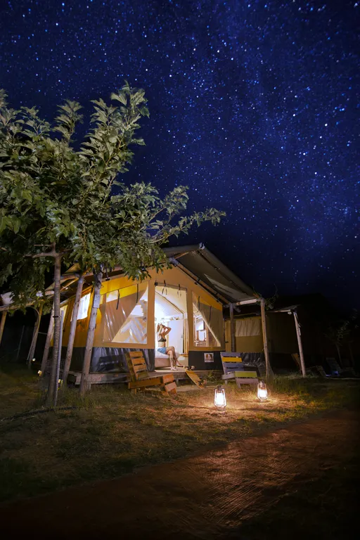 Medium Luxury Safari Tent - Séjour Kite, Windsurf et Wingfoil sur l'île de Lemnos, Grèce