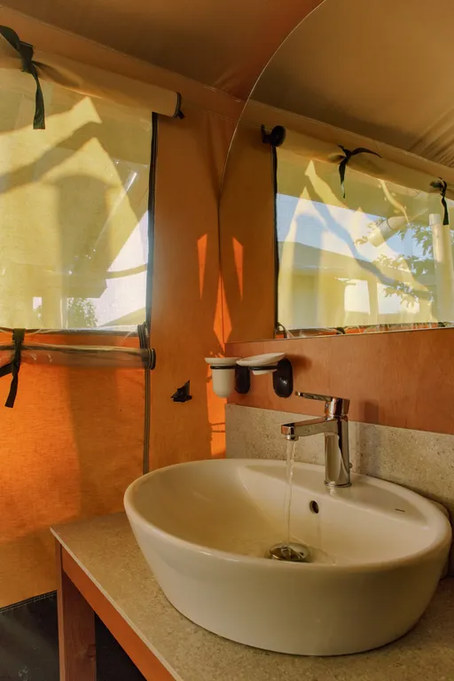 Medium Luxury Safari Tent - Séjour Kite, Windsurf et Wingfoil sur l'île de Lemnos, Grèce