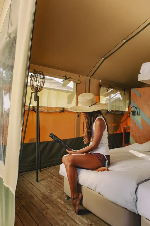 Medium Luxury Safari Tent - Séjour Kite, Windsurf et Wingfoil sur l'île de Lemnos, Grèce