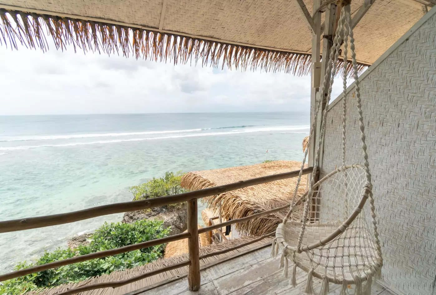 Chambre privée en duplex avec terrasse - Magnifique surf house face aux spots d'Uluwatu, Bali Chambre privée en duplex avec terrasse - Magnifique surf house face aux spots d'Uluwatu, Bali