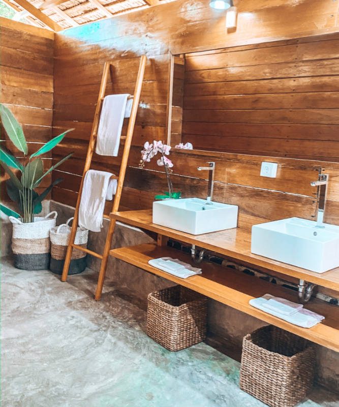 Villa 2 personnes - Séjour surf et bien-être d'exception dans les îles Mentawai, Sumatra Villa 2 personnes - Séjour surf et bien-être d'exception dans les îles Mentawai, Sumatra