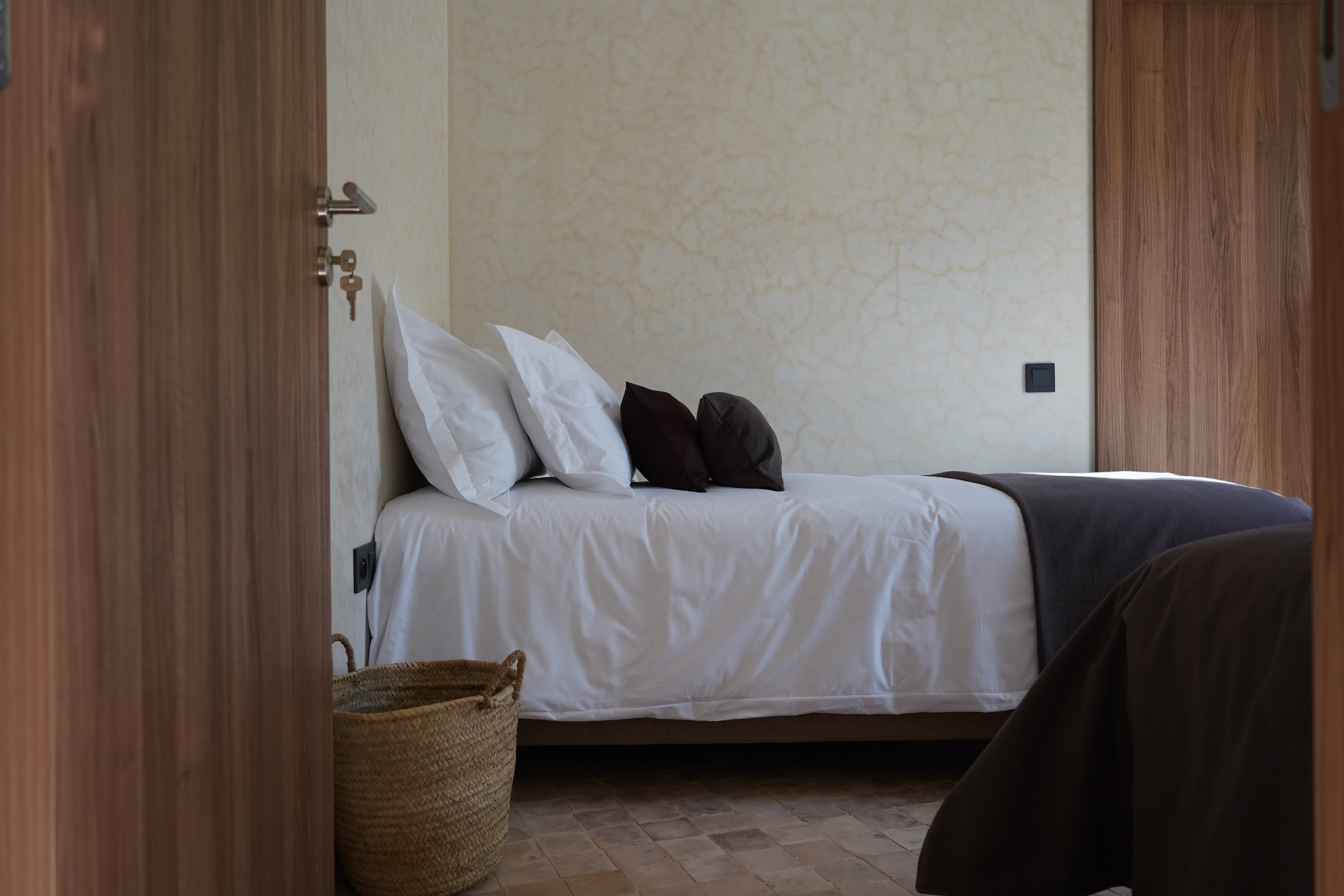 Pipeliner room et Freeride room - Cours de surf, surf guiding et Yoga à Imsouane