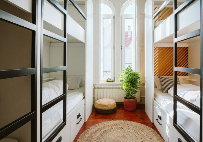 Chambre partagée mixte ou entre filles - Retraite surf et yoga à Cascais - 3 / 7 nuits