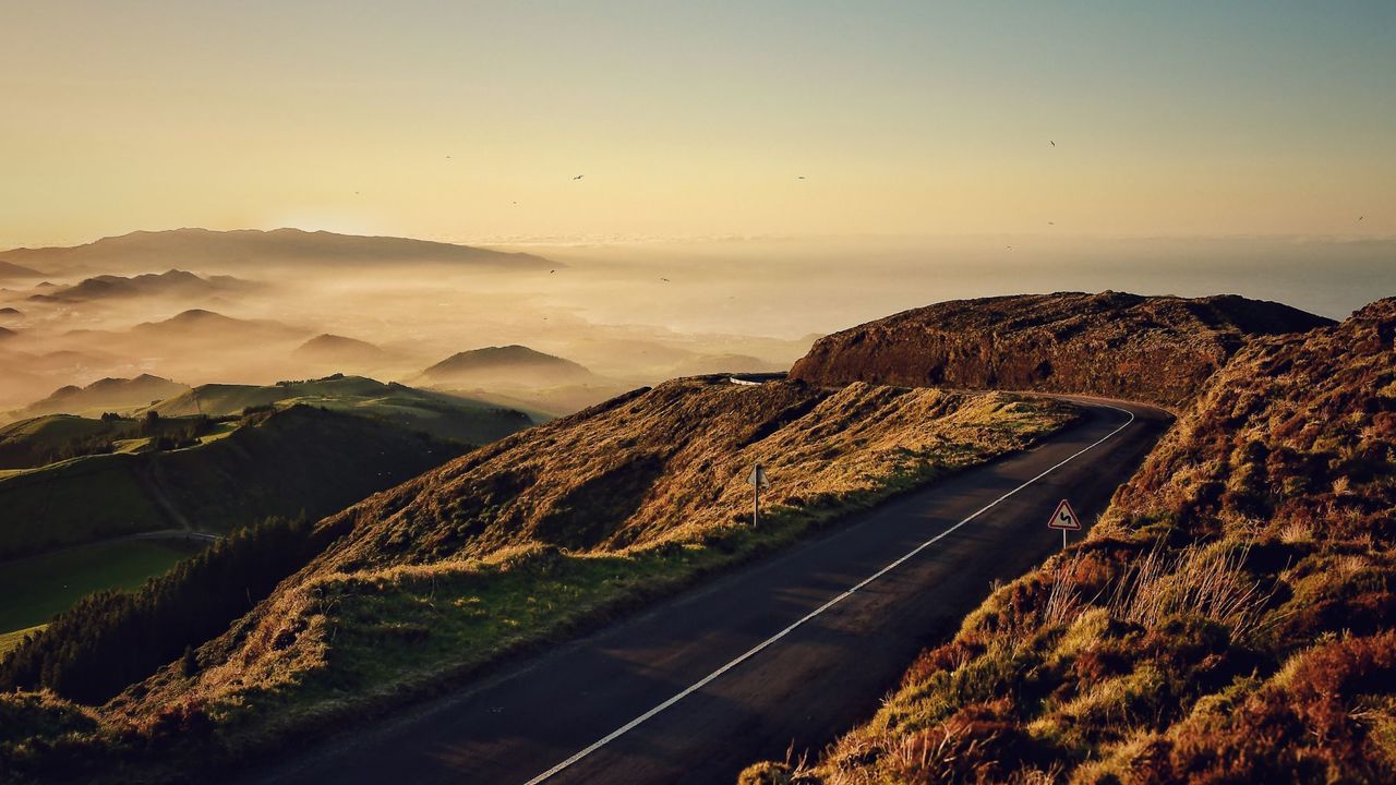 Expérience surf, nature et découverte aux Açores