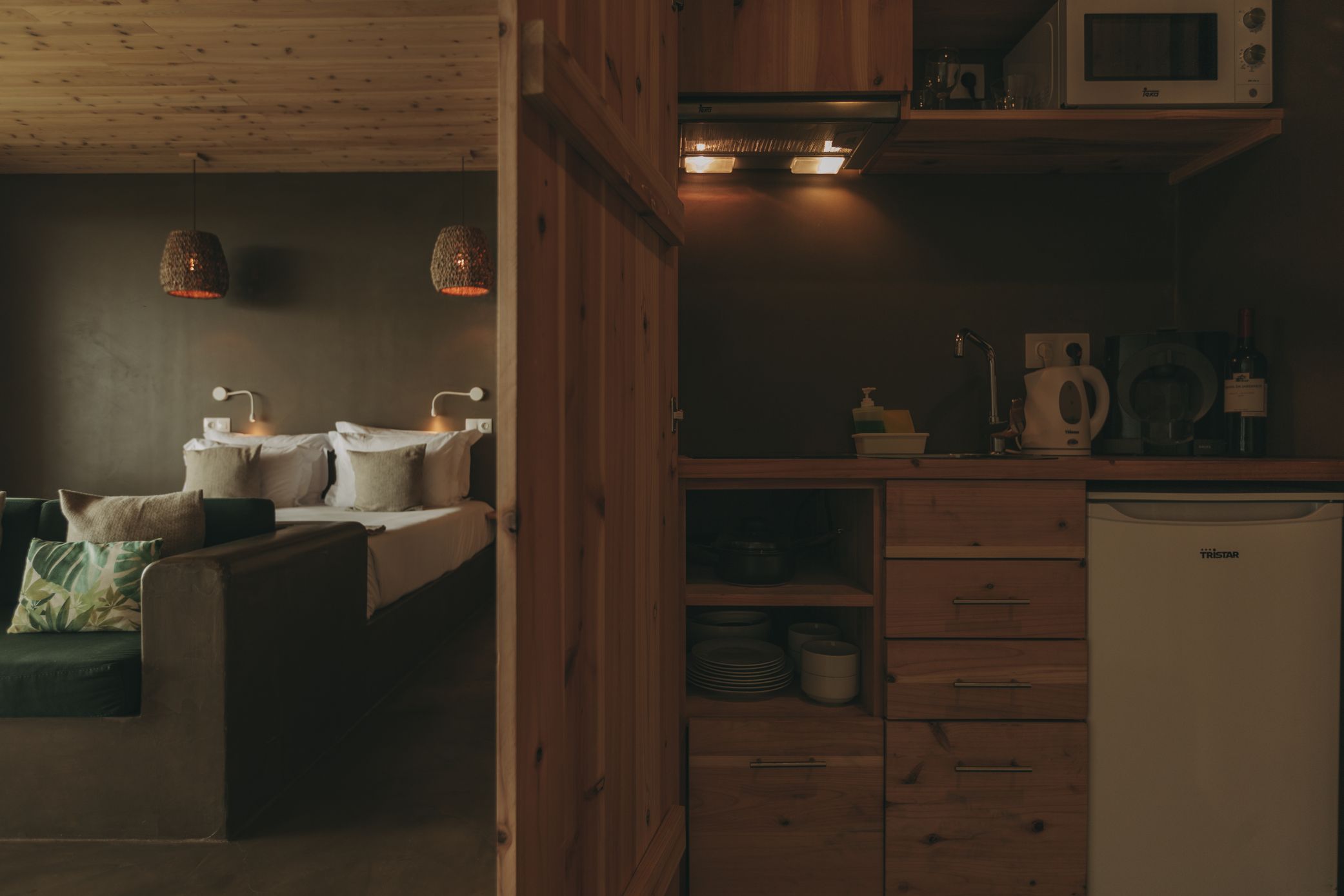 RETREAT STUDIO - Expérience surf, nature et découverte aux Açores