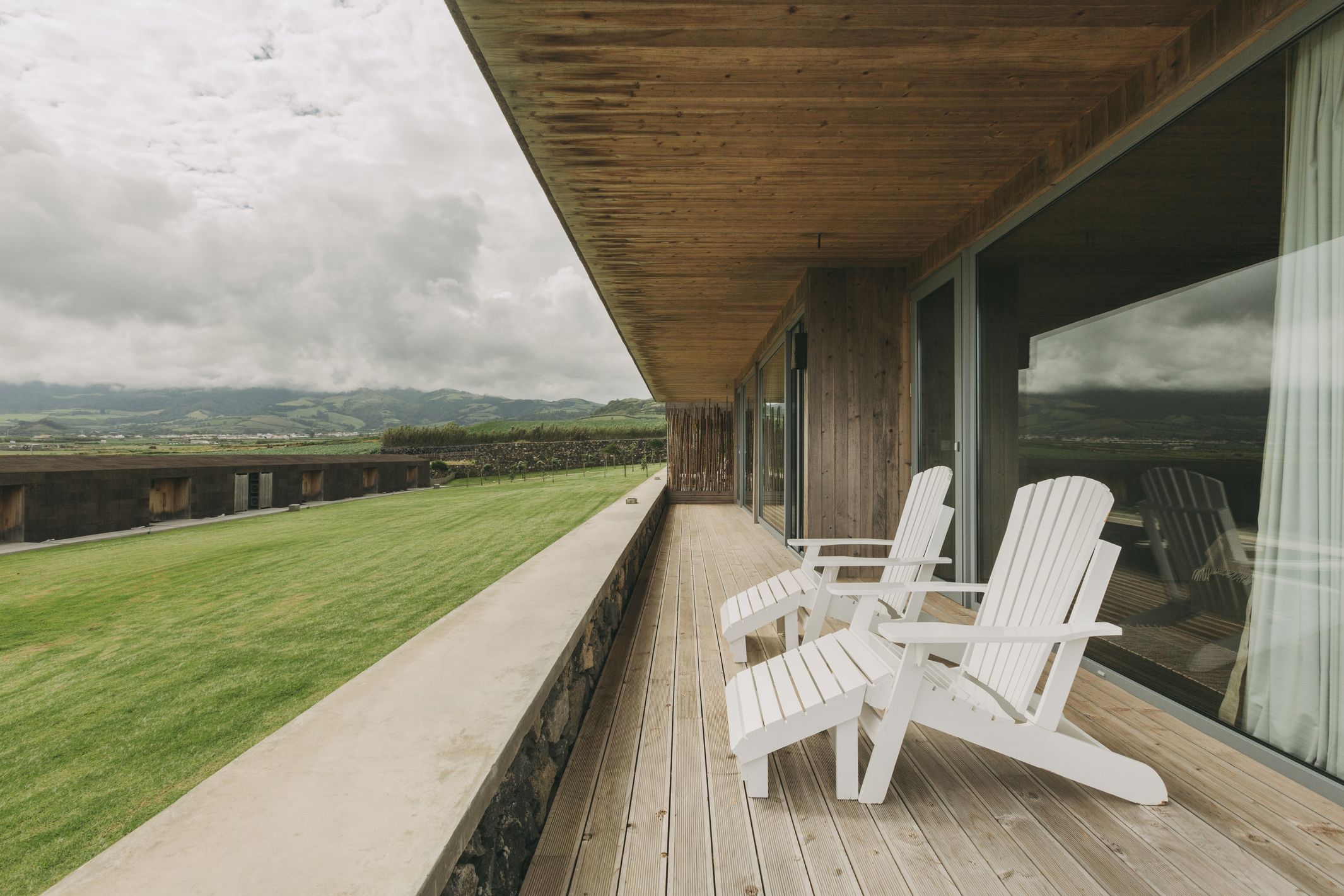 RETREAT TWO BEDROOM VILLA - Expérience surf, nature et découverte aux Açores