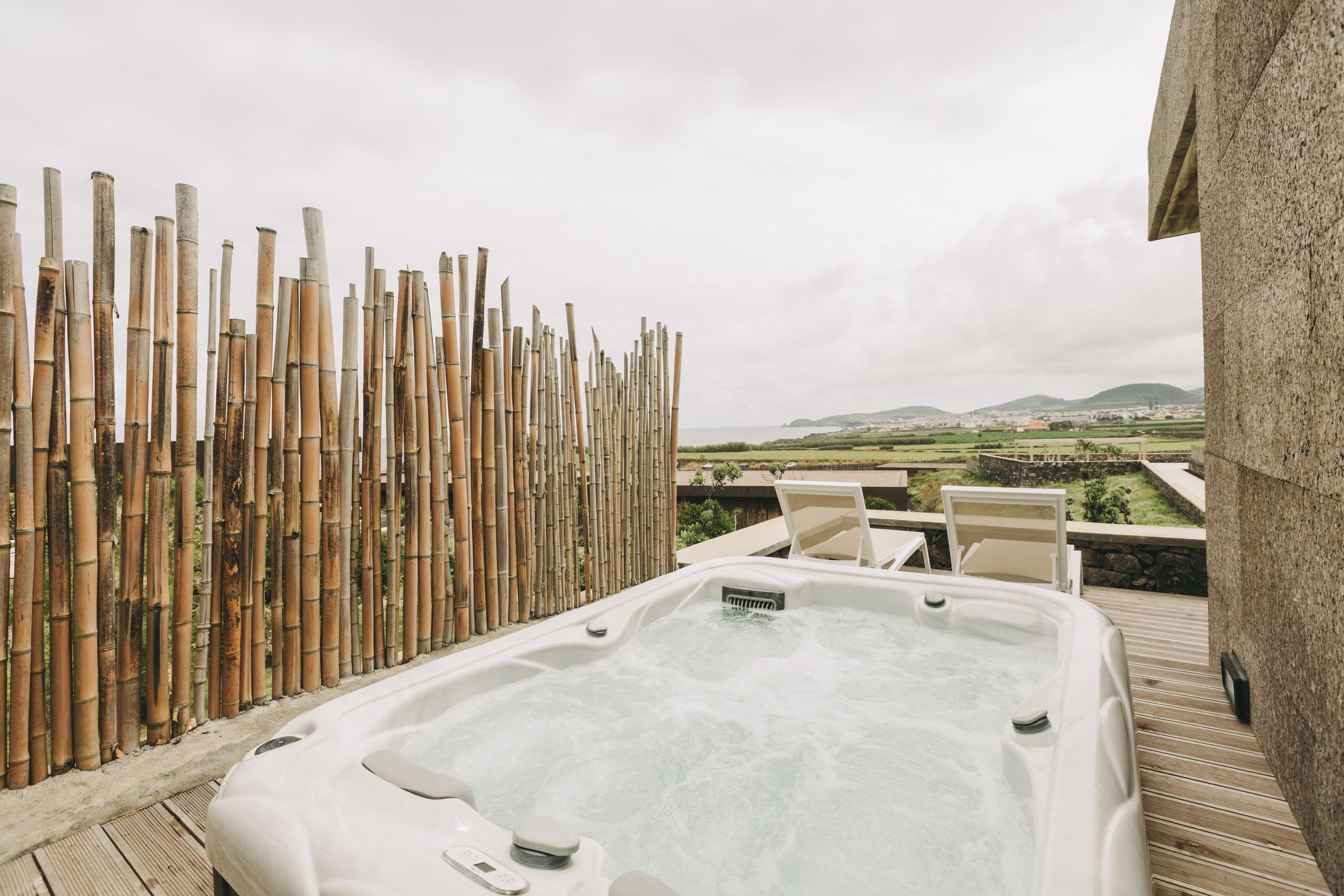 RETREAT TWO BEDROOM VILLA - Expérience surf, nature et découverte aux Açores