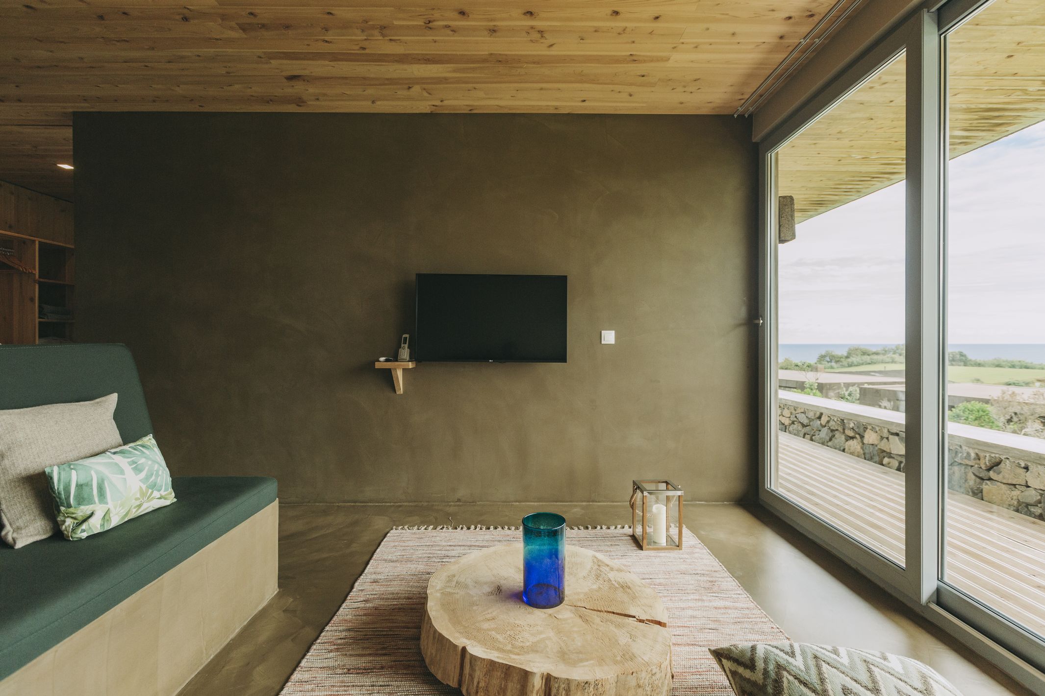 RETREAT TWO BEDROOM VILLA - Expérience surf, nature et découverte aux Açores