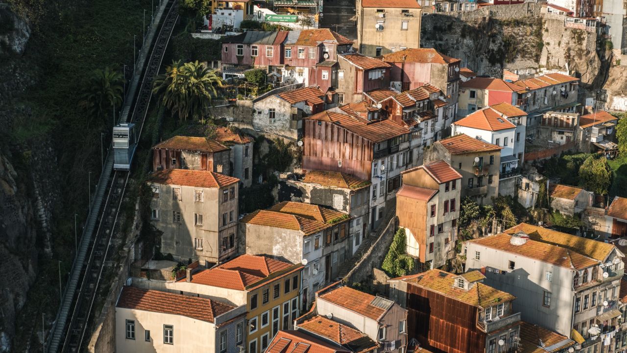 Séjour glisse et bien-être sur la côte Nord du Portugal Séjour glisse et bien-être sur la côte Nord du Portugal