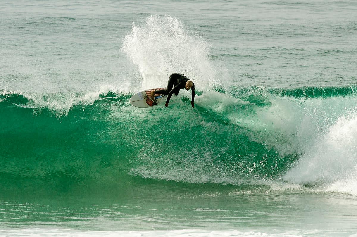 Surfcamp avec ou sans yoga sur 7 / 14 nuits à Ericeira Surfcamp avec ou sans yoga sur 7 / 14 nuits à Ericeira