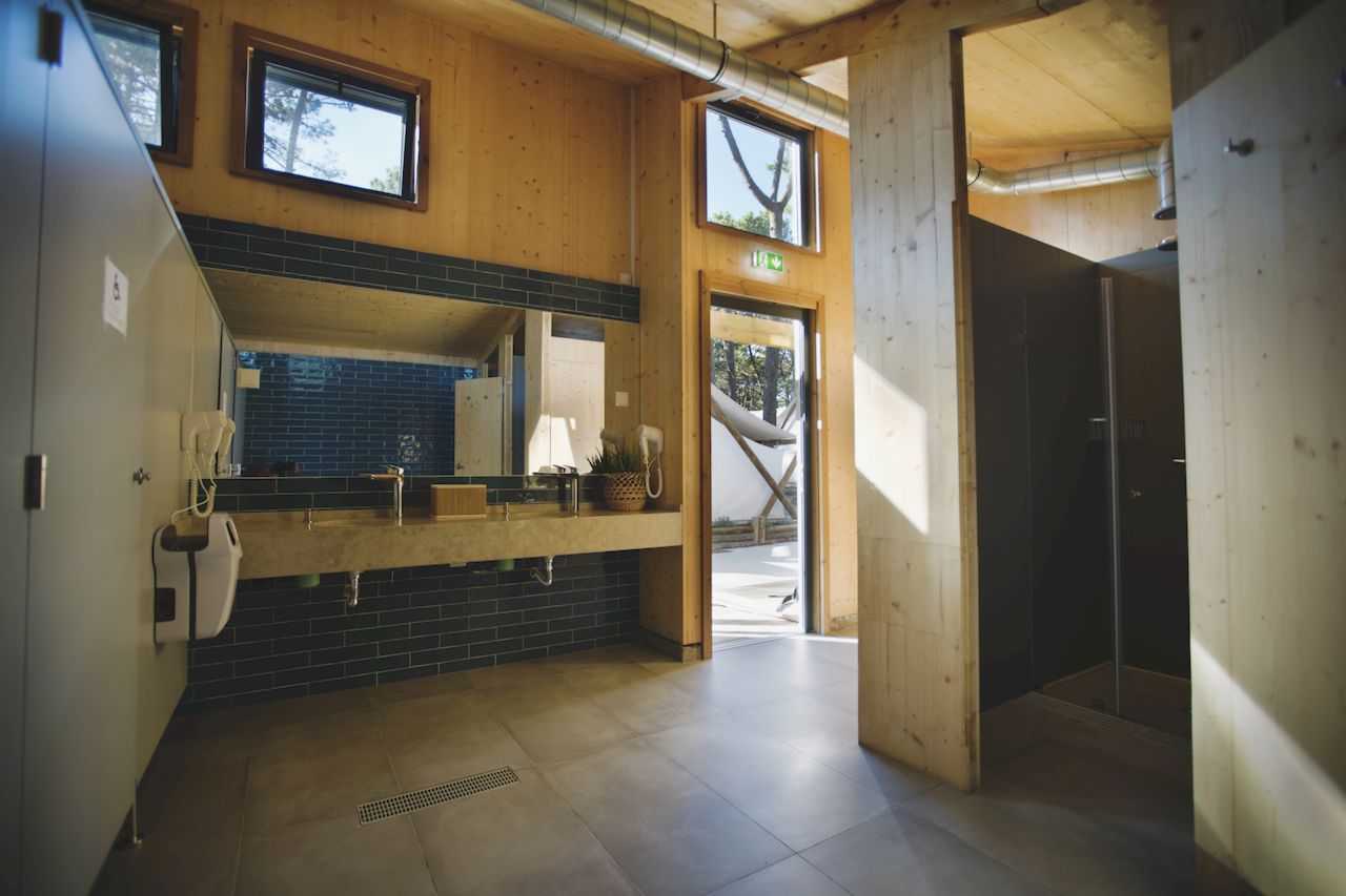 Tente Canadienne 2p. - Éco-camp familial Surf, Kite and Wingfoil à Peniche, Portugal