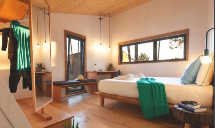 Treehouse Wide - Éco-camp familial Surf, Kite and Wingfoil à Peniche, Portugal